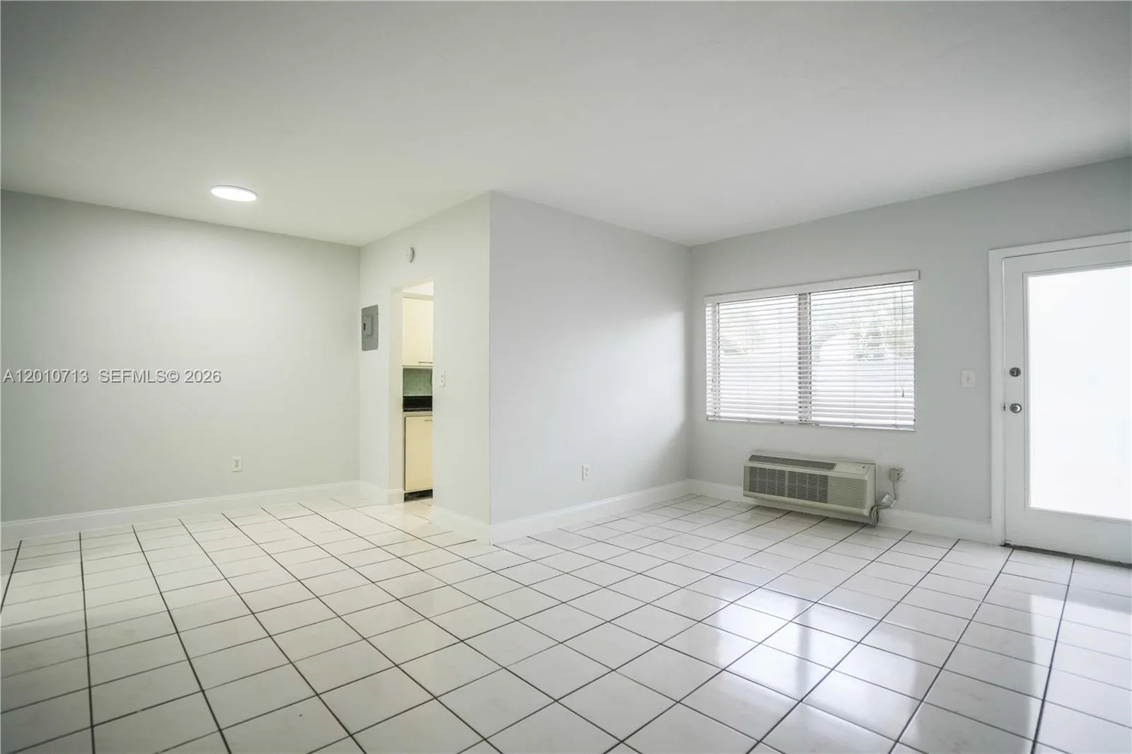 7640 Carlyle Ave # 8A, Miami Beach FL 33141