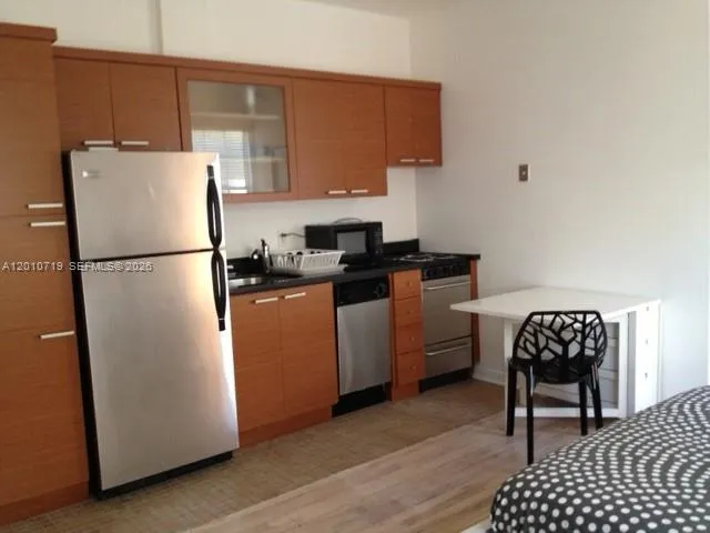 1127 Euclid Ave # 205, Miami Beach FL 33139