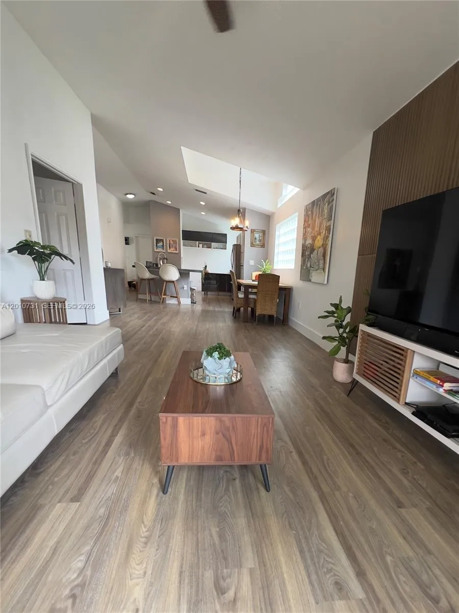 16410 Sapphire Bnd, Weston FL 33331