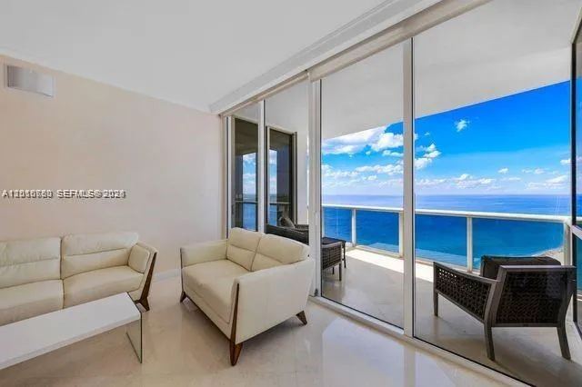 18101 Collins Ave # 4702, Sunny Isles Beach FL 33160