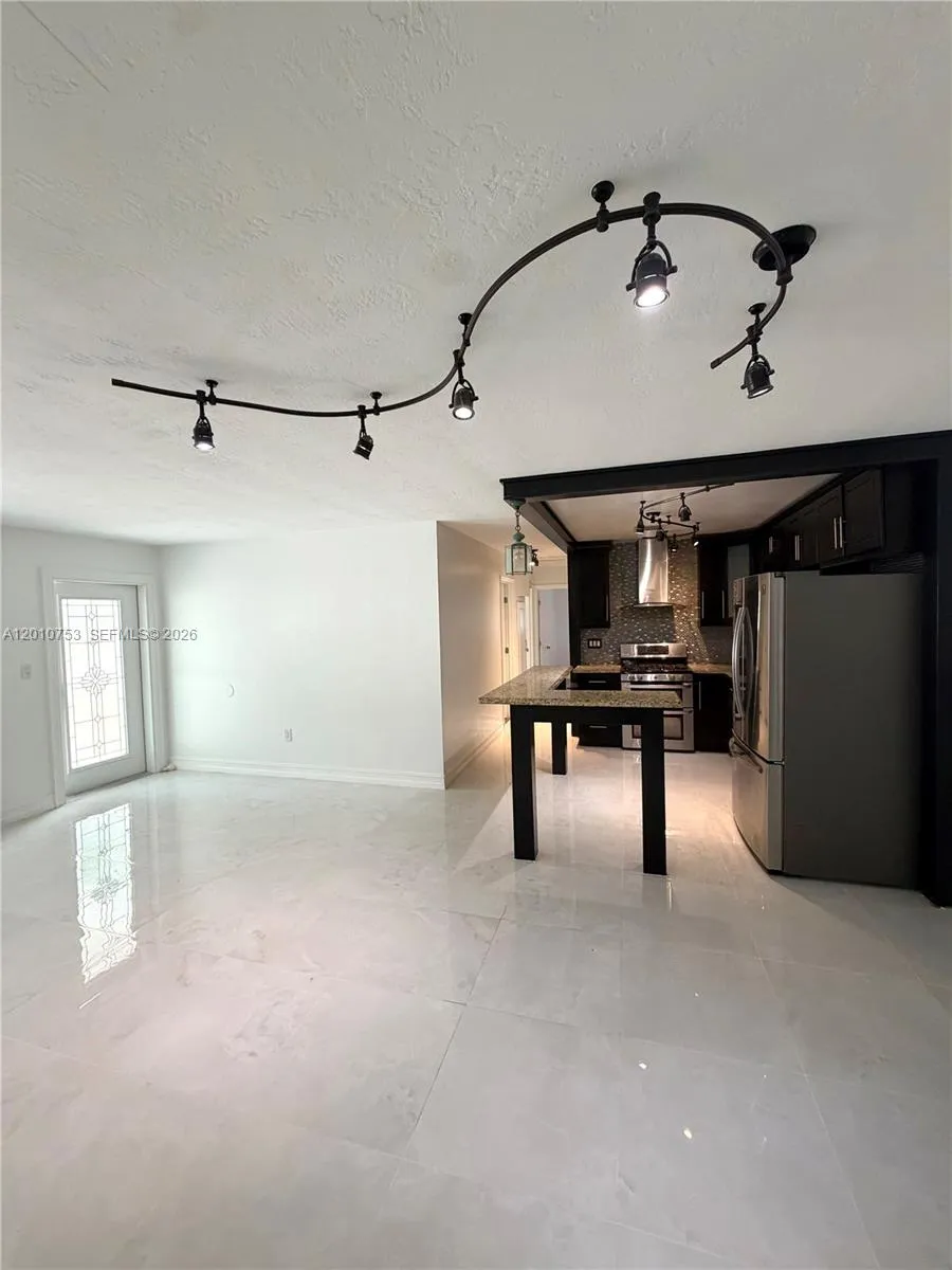 6472 Johnson St # 6472, Hollywood FL 33024