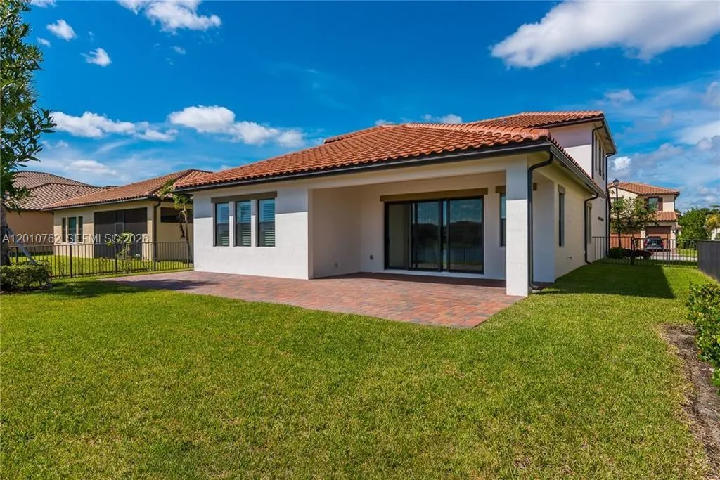 11170 NW 82nd Pl, Parkland FL 33076