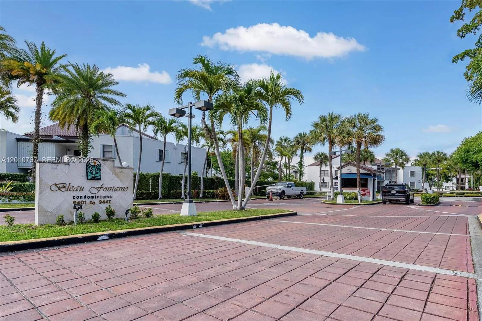 9431 Fontainebleau Blvd # 112, Miami FL 33172