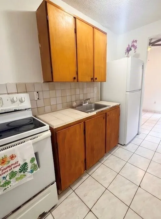 718 SW 11th Ave # 5, Miami FL 33130