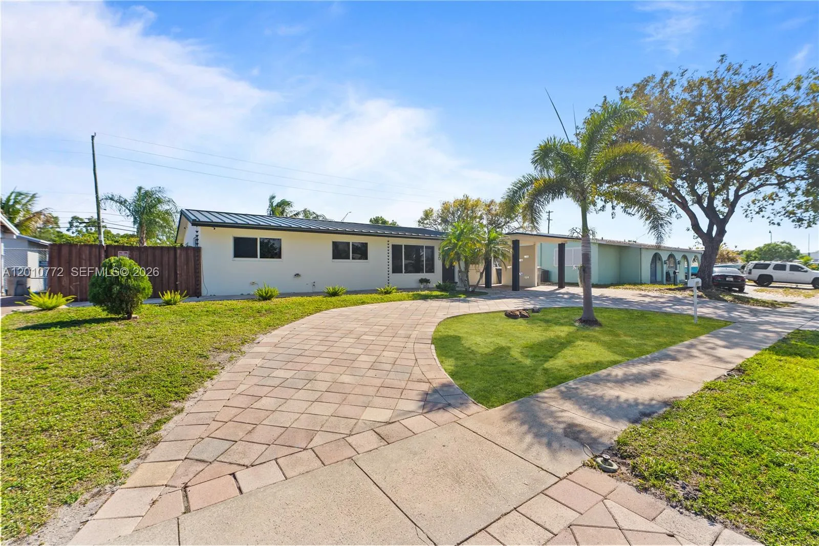 630 NE 23rd Ct, Pompano Beach FL 33064