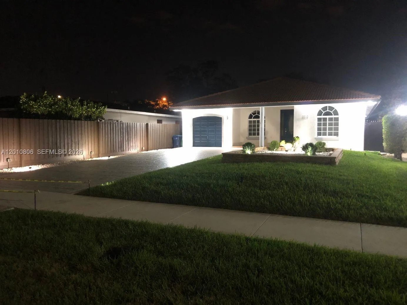 9910 SW 23rd St, Miami FL 33165