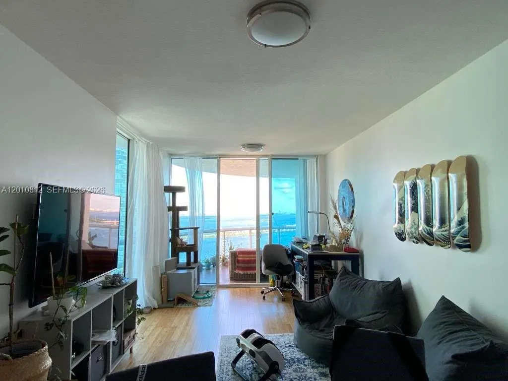 480 NE 30th St # 2102, Miami FL 33137