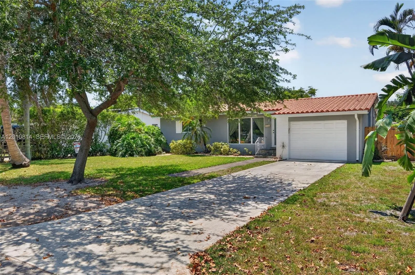 11400 NE 9th Ave, Biscayne Park FL 33161