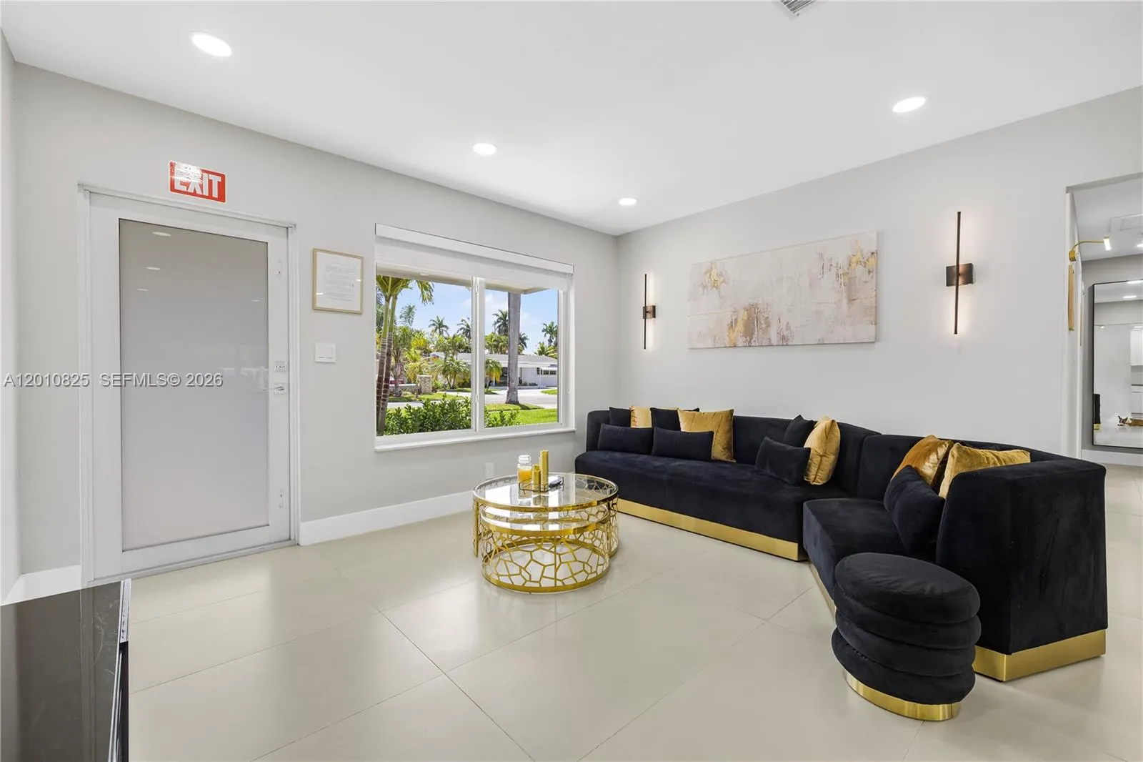 1104 N 13th Ter, Hollywood FL 33019