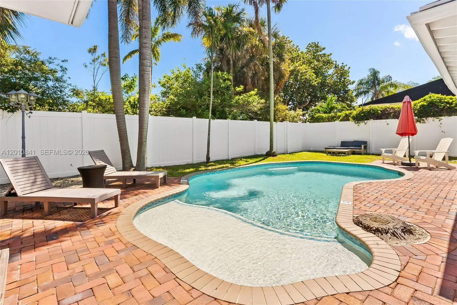 1315 NE 5th Ter, Fort Lauderdale FL 33304