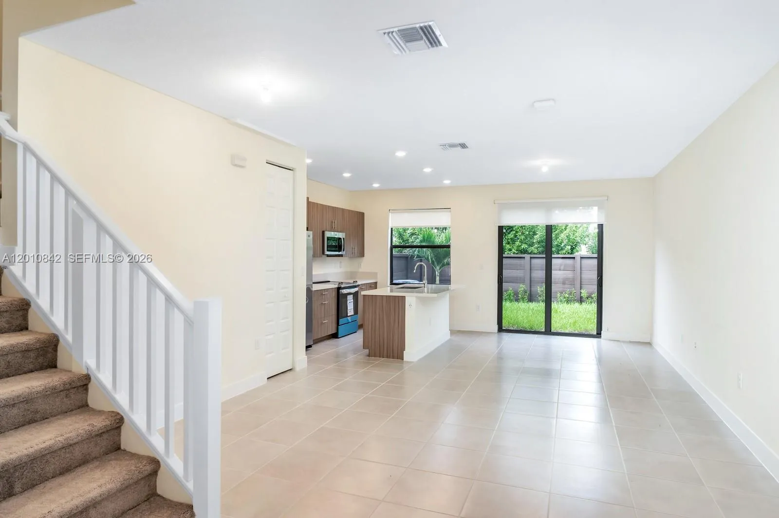 15862 NW 91st Ct # 15862, Miami Lakes FL 33018