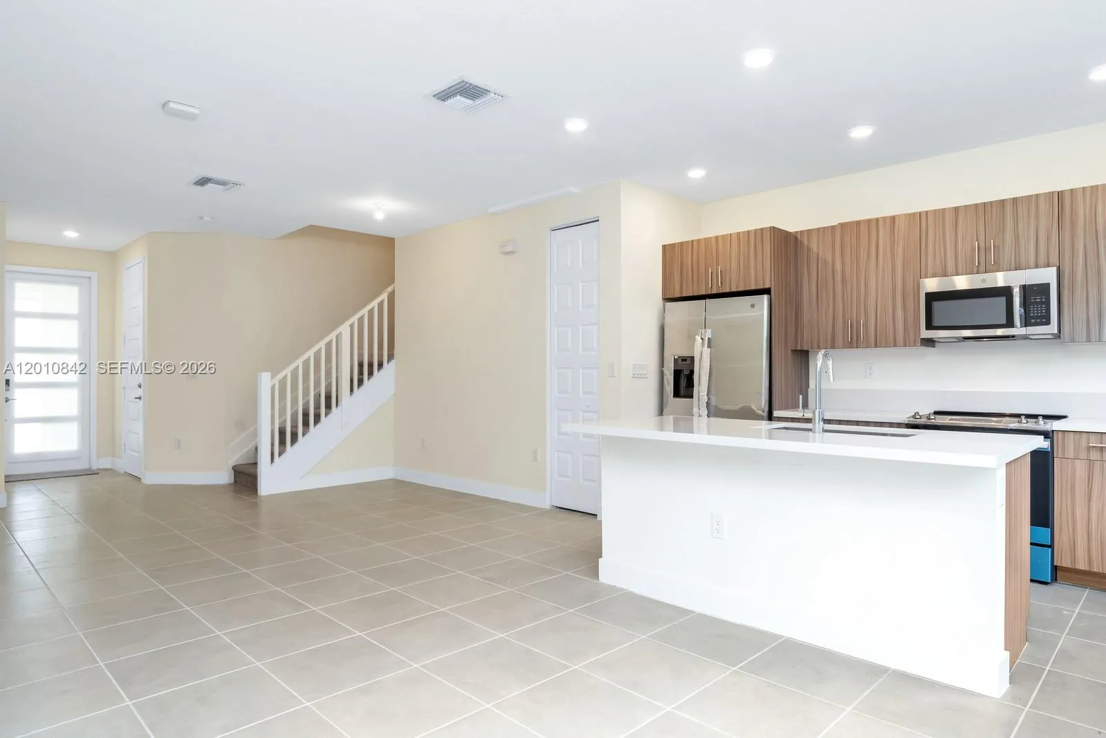 15862 NW 91st Ct # 15862, Miami Lakes FL 33018