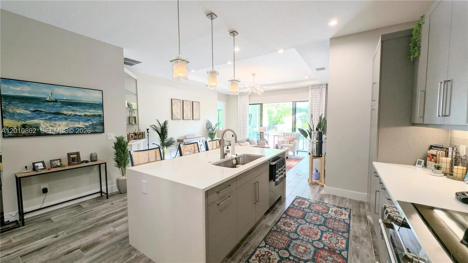 2879 Gin Berry Way, West Palm Beach FL 33401