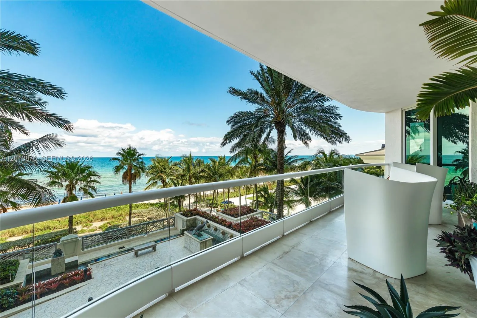 16051 Collins Ave # 403, Sunny Isles Beach FL 33160