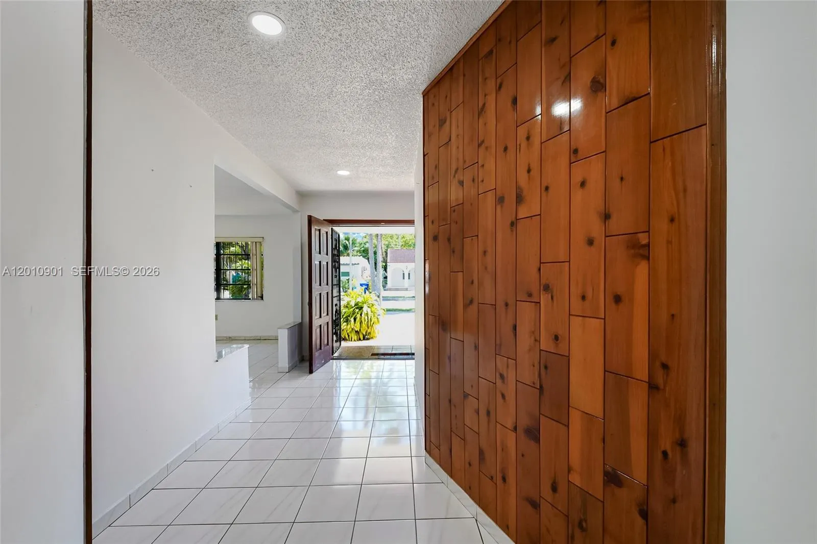1735 SW 15th St, Miami FL 33145