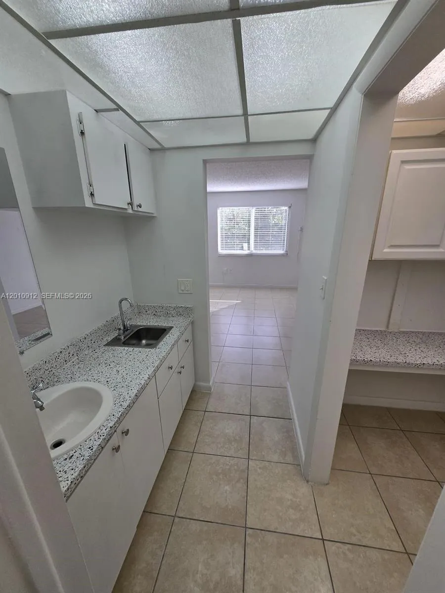 6980 NW 186th St # 227A, Hialeah FL 33015