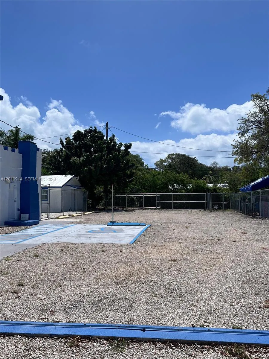 91461 Overseas Hwy, Tavernier FL 33070