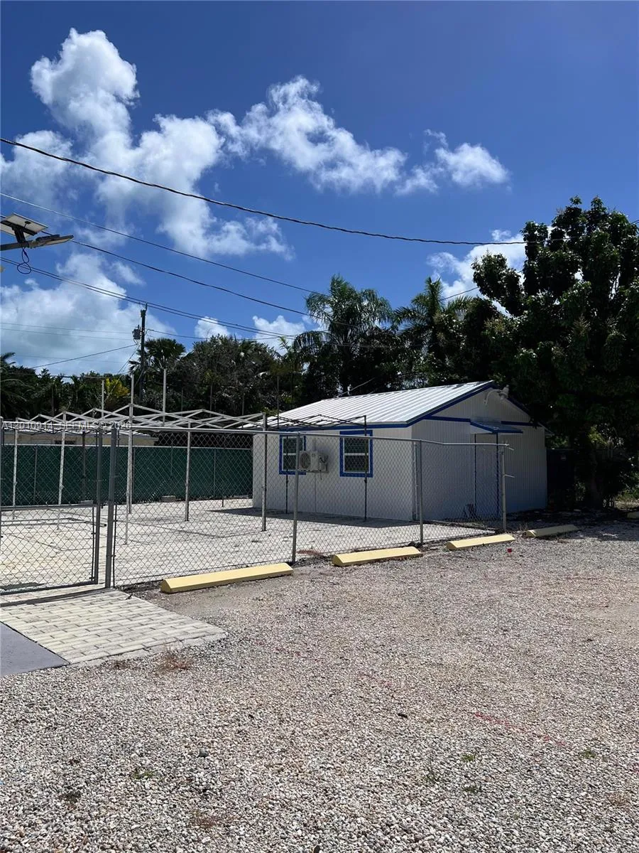 91461 Overseas Hwy, Tavernier FL 33070