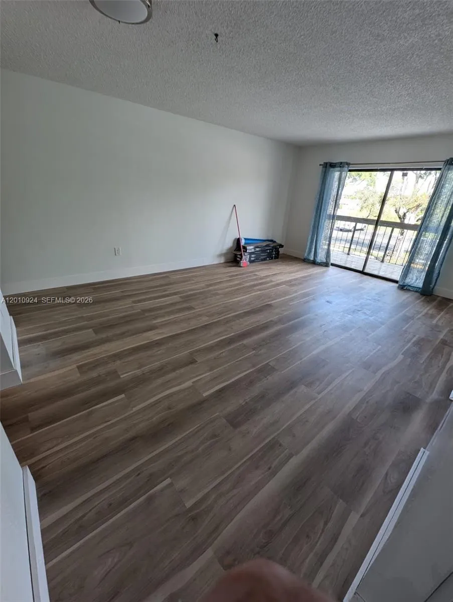 1300 SW 122nd Ave # 2, Miami FL 33184
