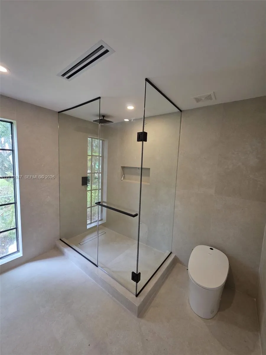 118 Sarto Ave, Coral Gables FL 33134