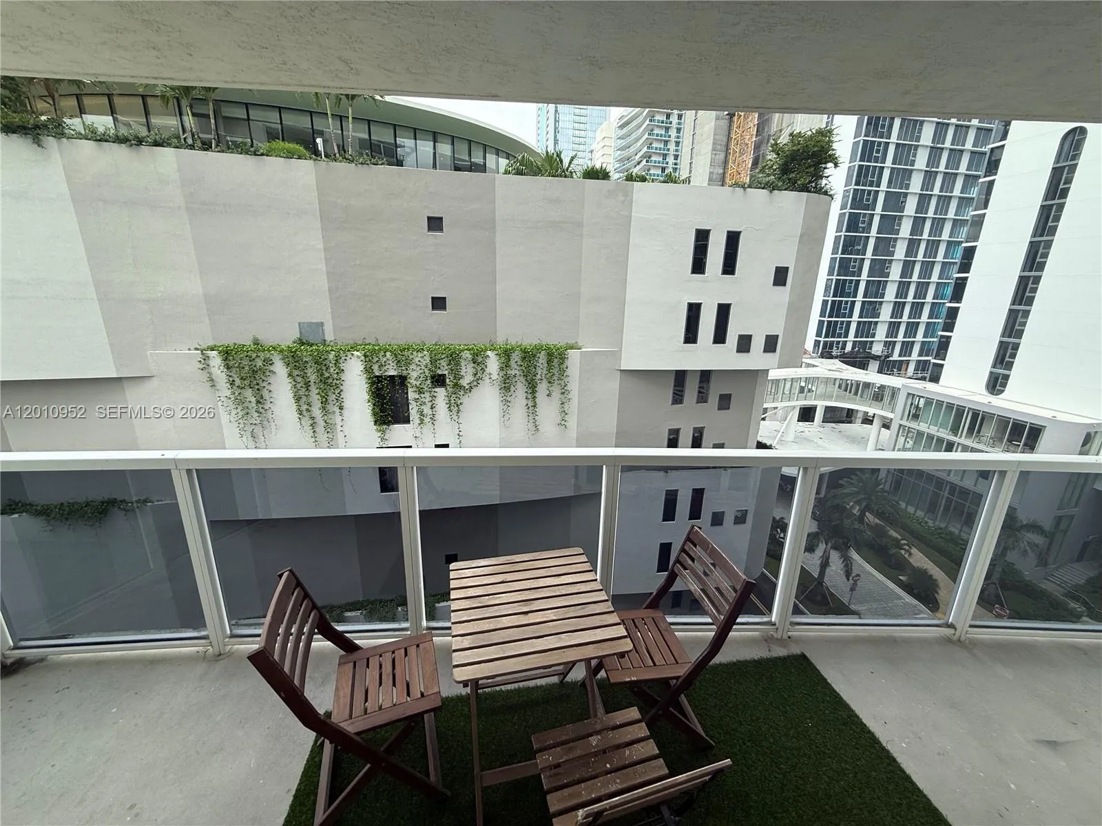 601 NE 23rd St # 901, Miami FL 33137