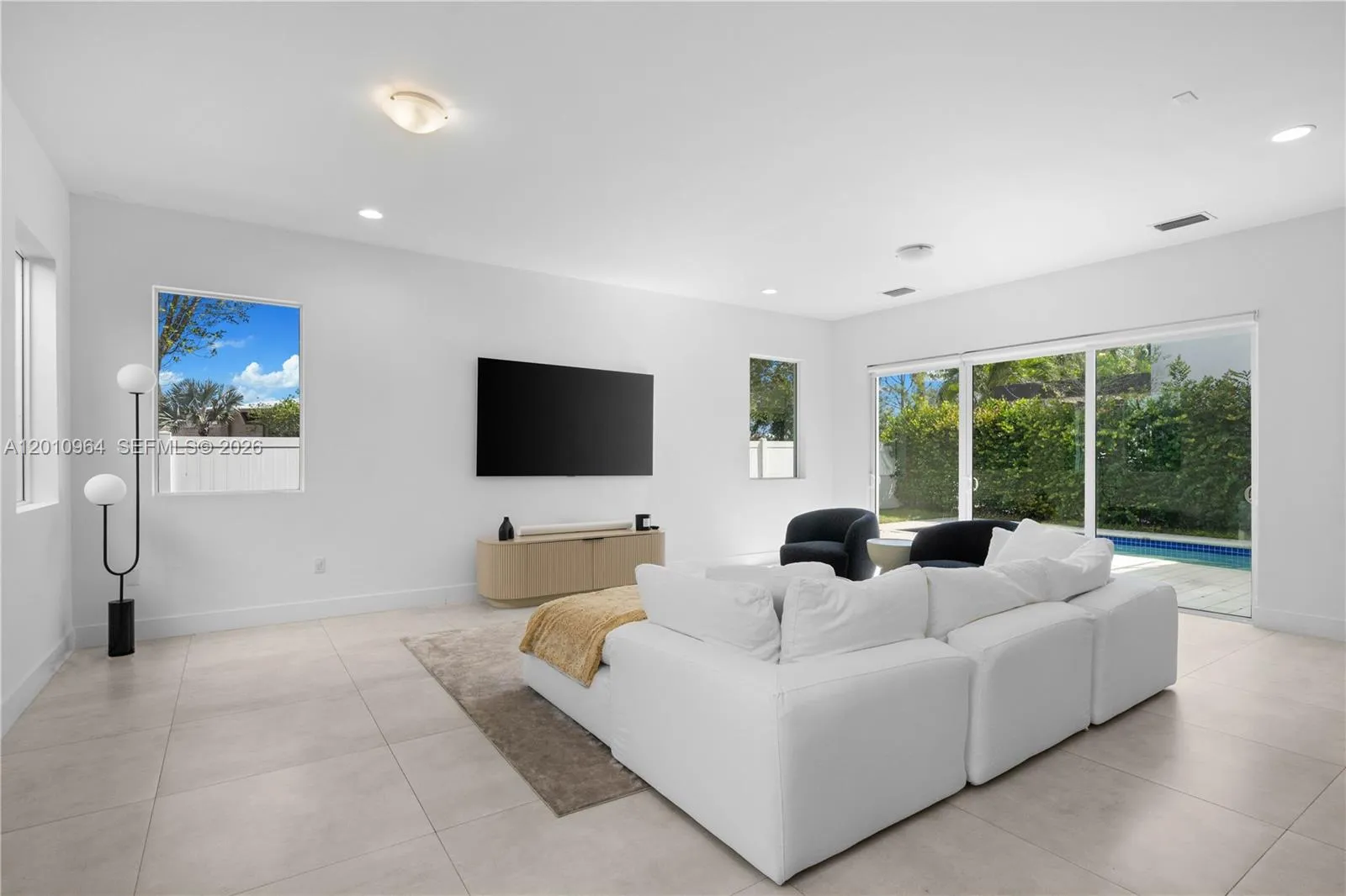 9915 NW 75th St # 9915, Doral FL 33178