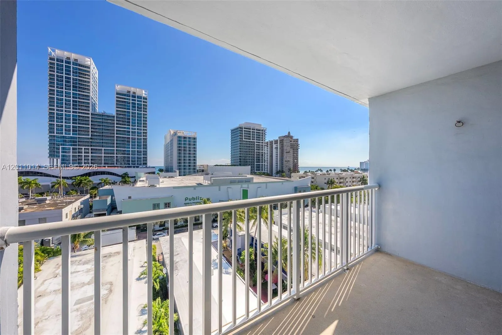 6855 Abbott Ave # 801, Miami Beach FL 33141