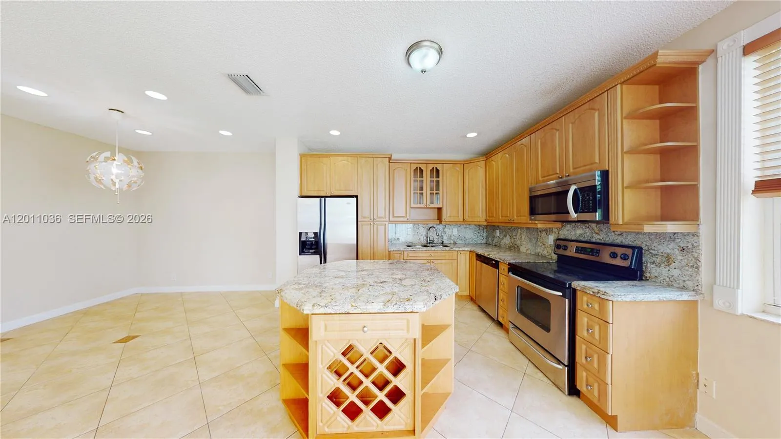 897 Briar Ridge Rd # 897, Weston FL 33327