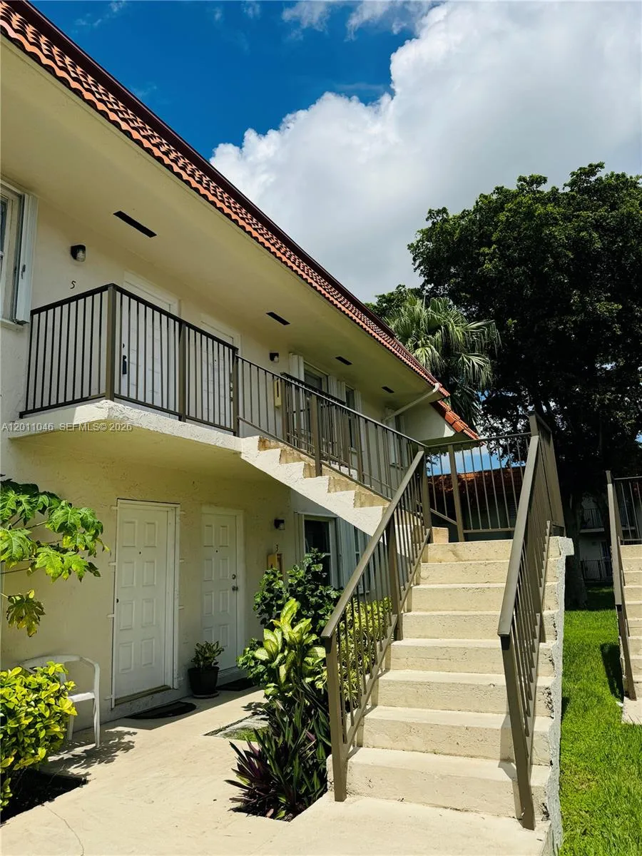 7141 SW 129th Ave # 5, Miami FL 33183