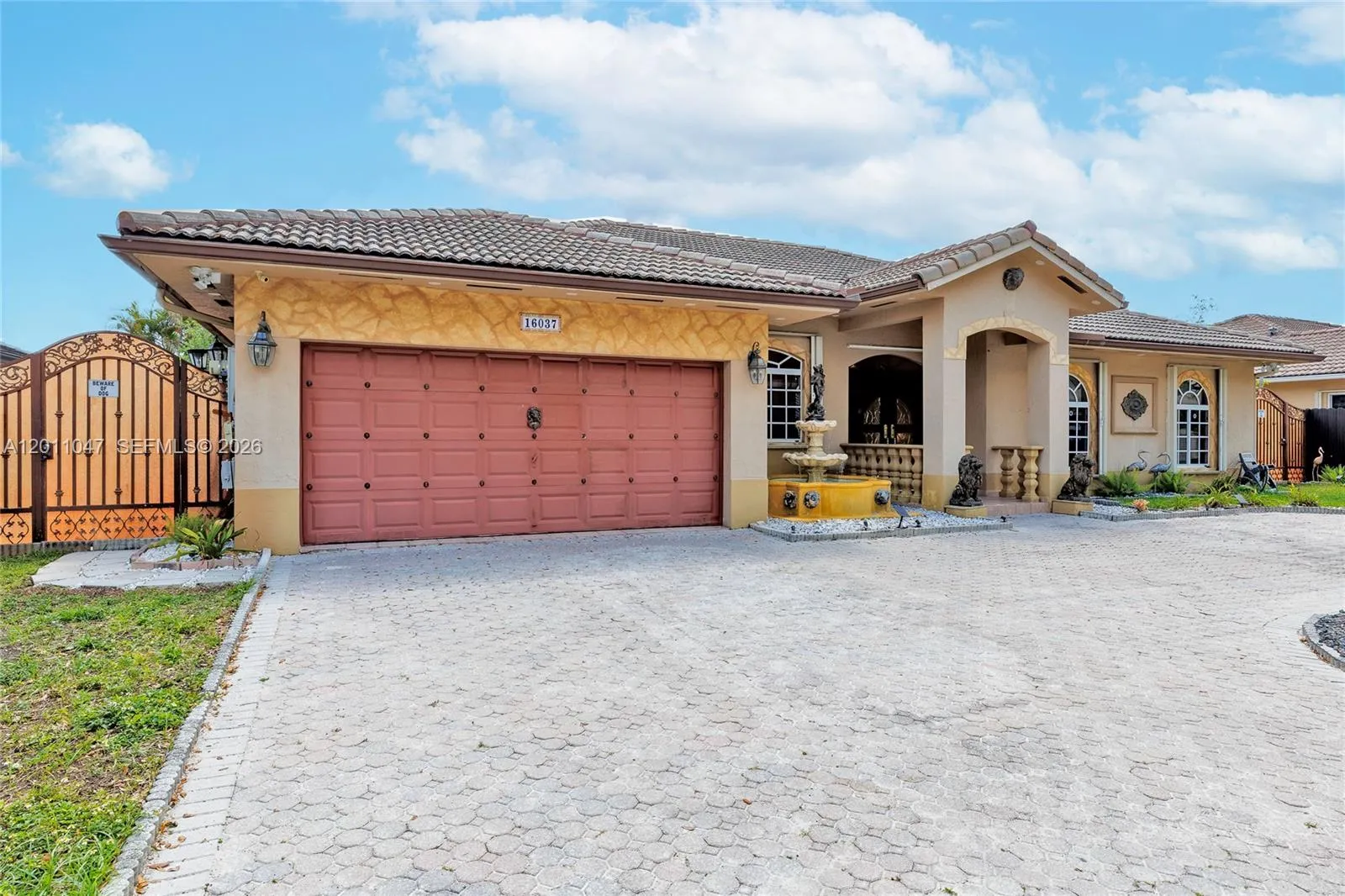16037 NW 77th Pl, Miami Lakes FL 33016