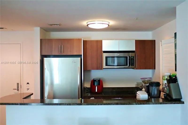 300 S Biscayne Blvd # 3004, Miami FL 33131