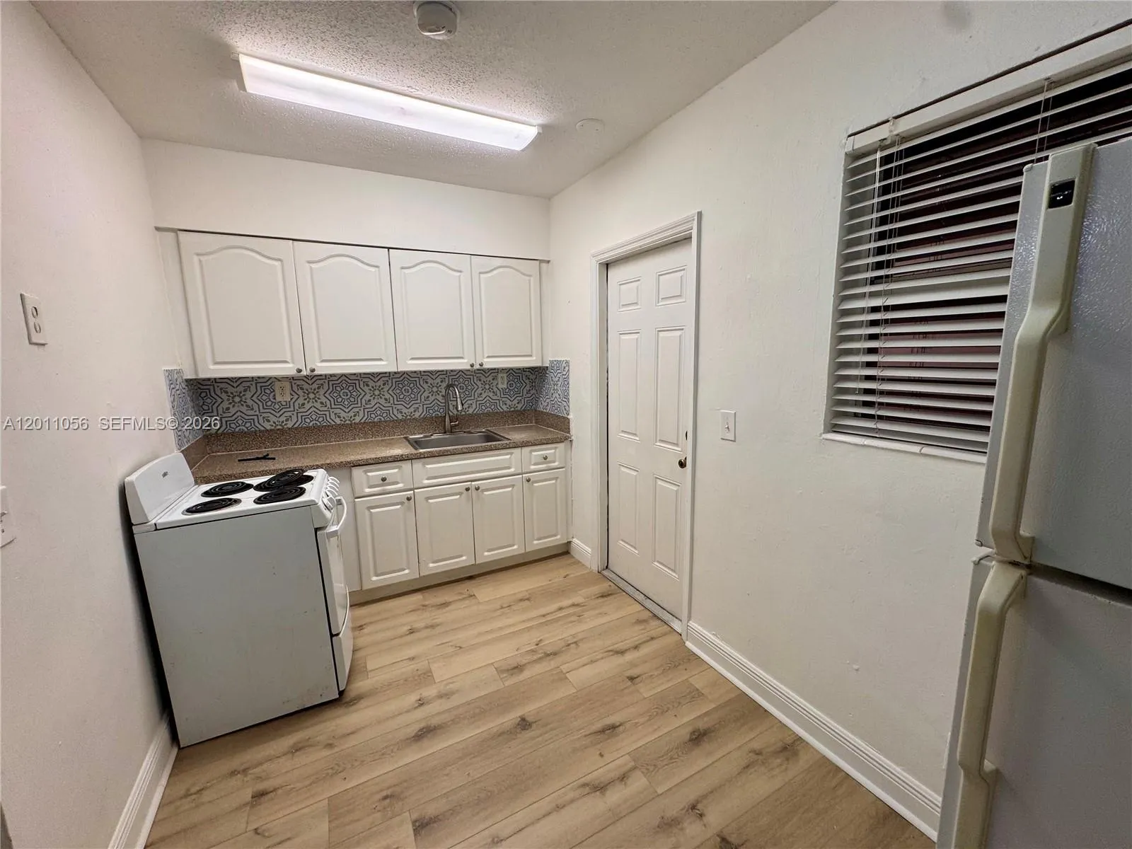 2240 NE 171st St # 12, North Miami Beach FL 33160