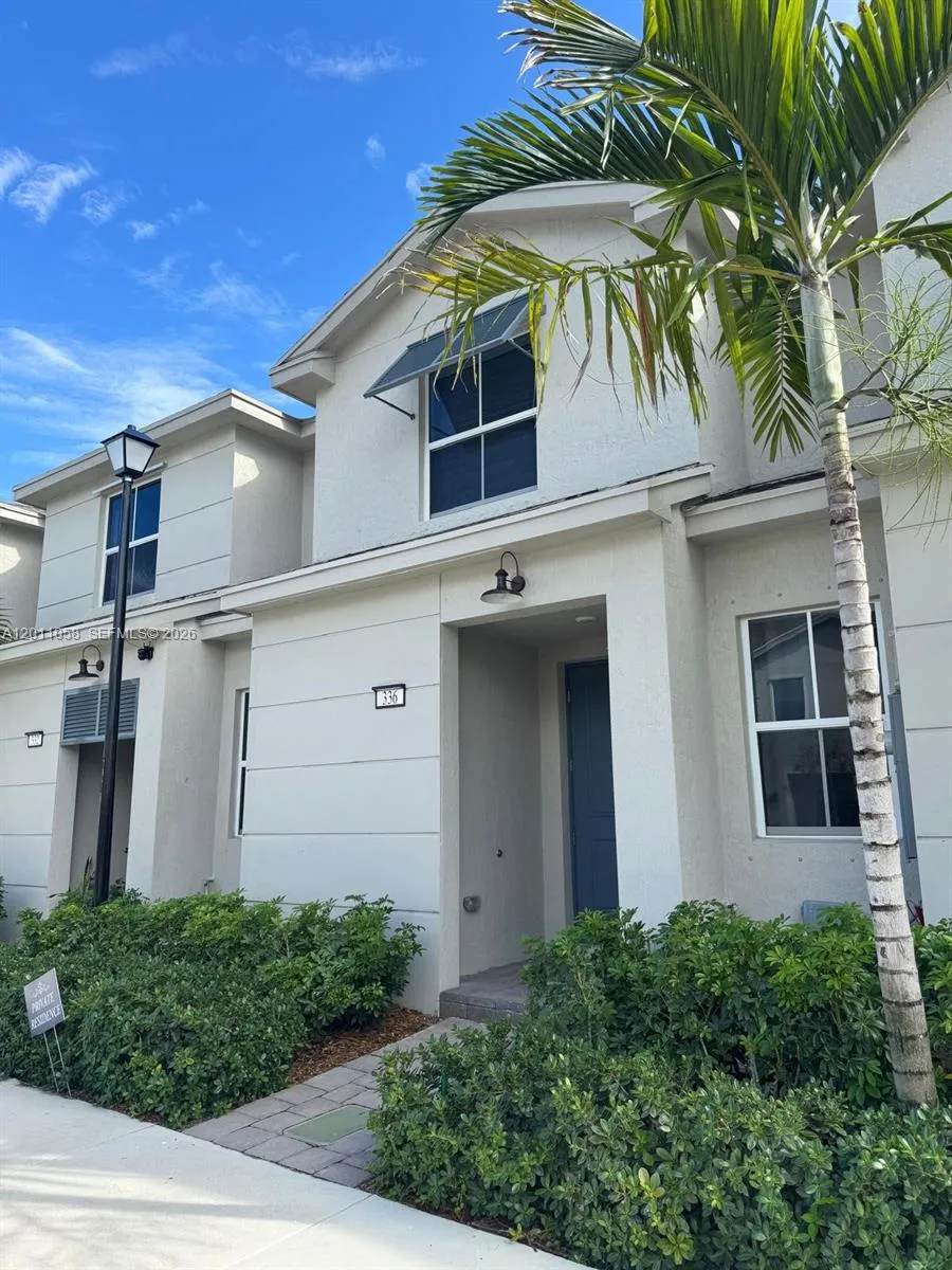 336 NW 8th Ct, Pompano Beach FL 33060