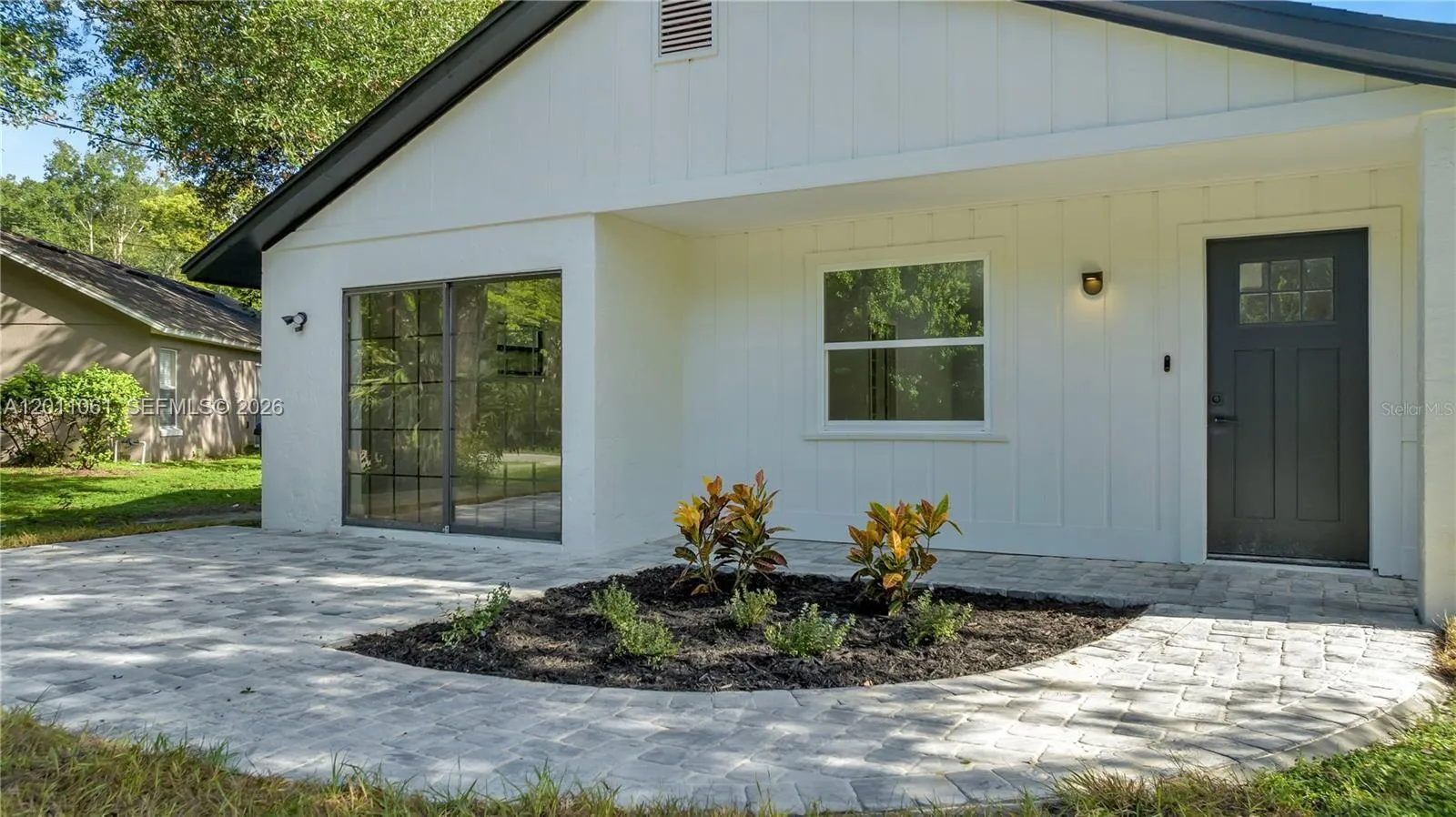 5147 Lake Nina Dr, Orlando FL 32810