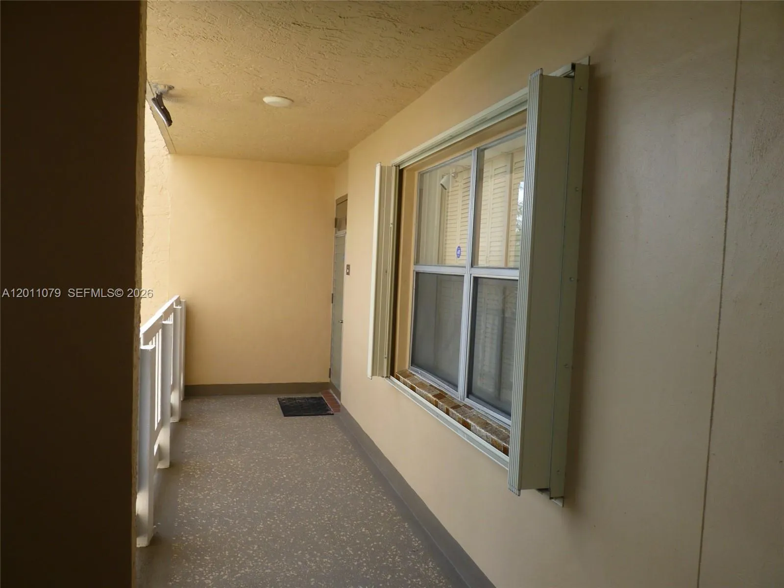9241 Sunrise Lakes Blvd # 201, Sunrise FL 33322