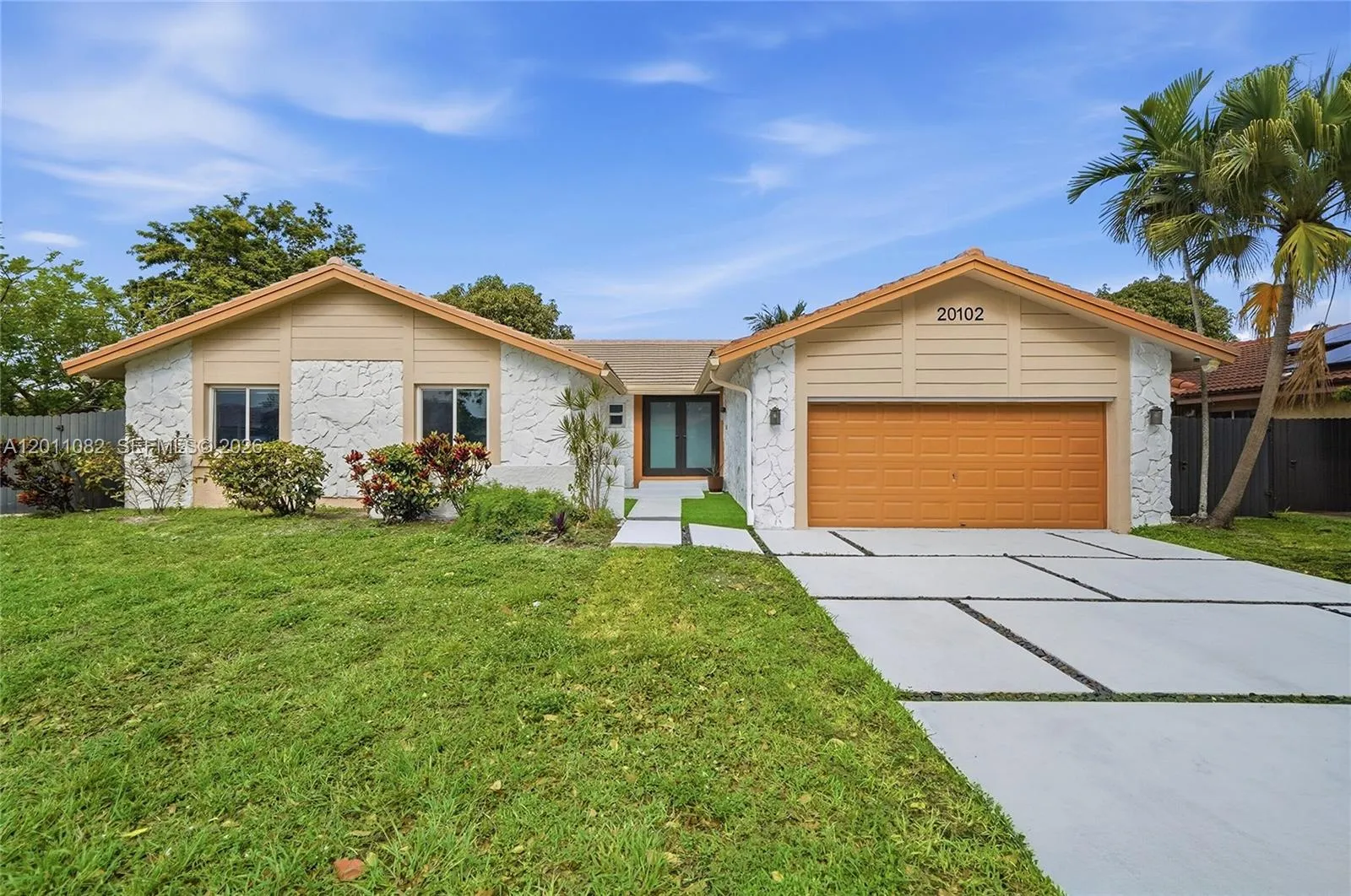 20102 NW 62nd Ave, Hialeah FL 33015