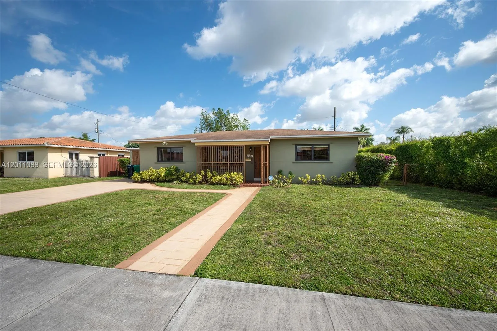 8415 SW 44th St, Miami FL 33155