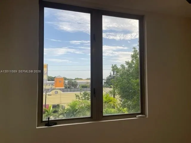 2630 SW 28th St # 29, Miami FL 33133