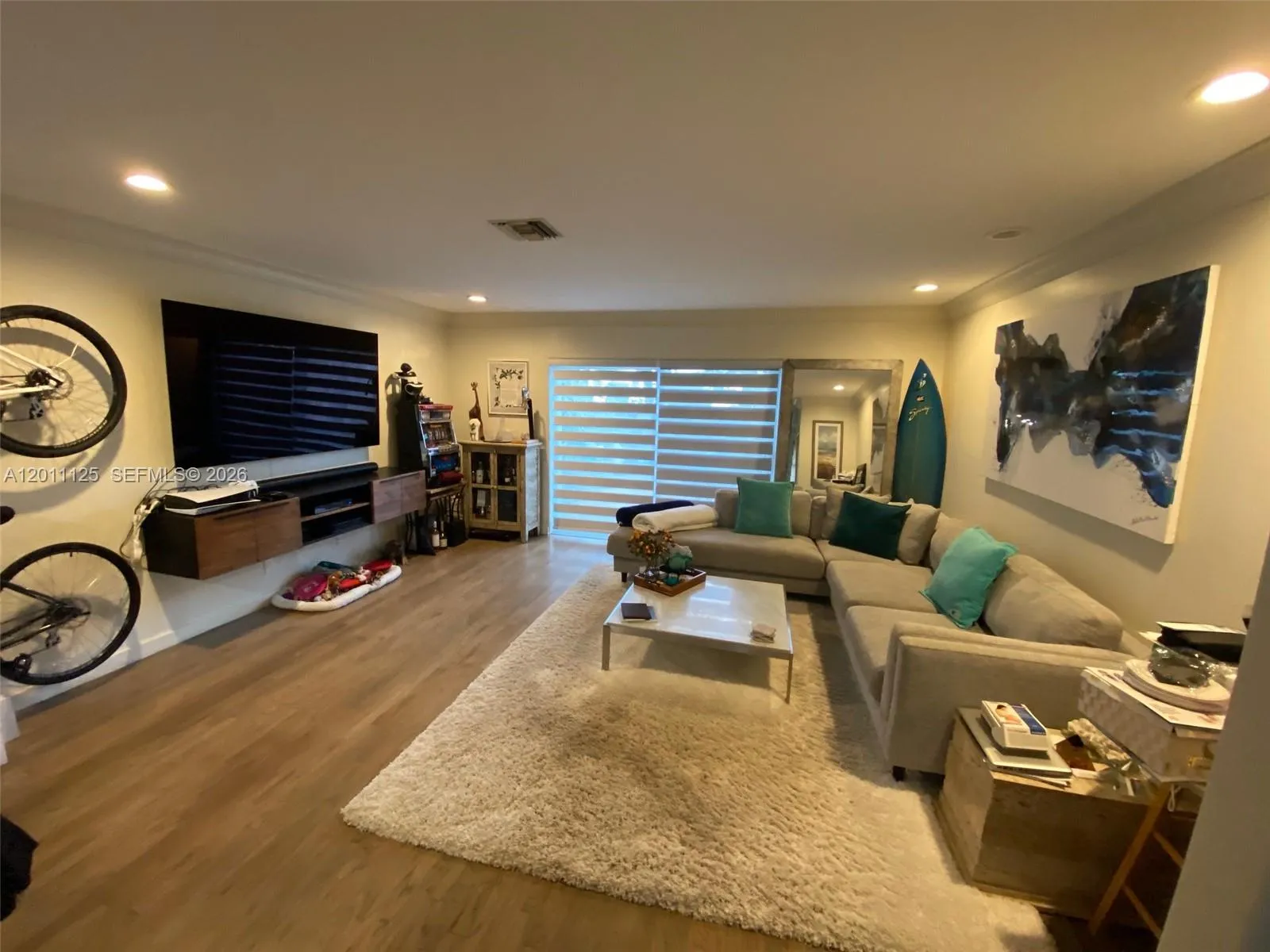 101 NE 8th Ave # 3, Fort Lauderdale FL 33301