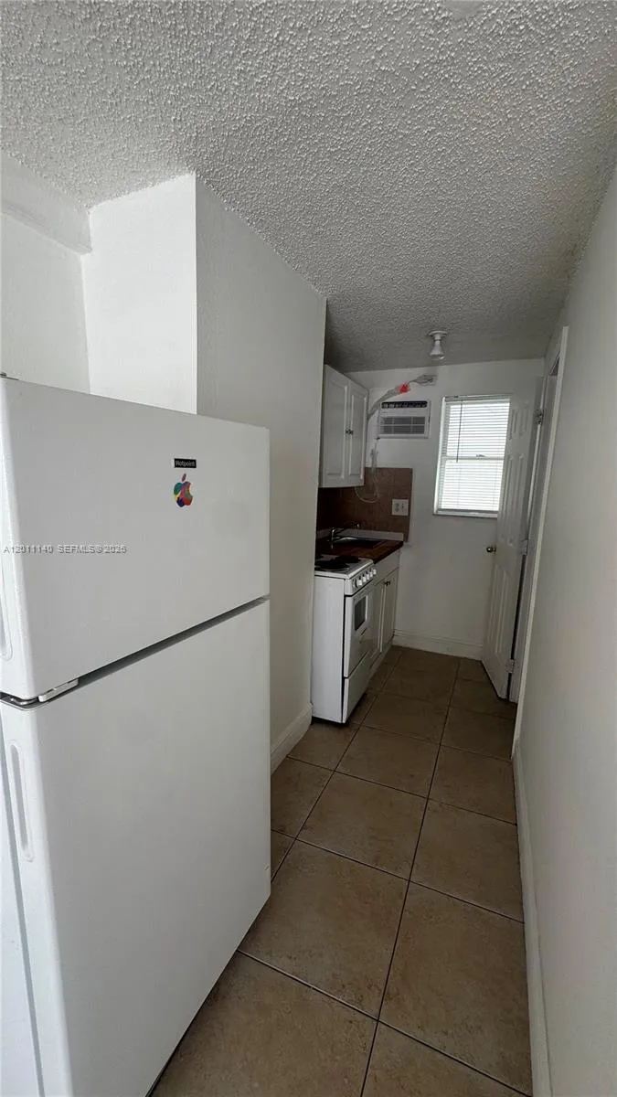 921 N 17th Ct # 927, Hollywood FL 33020