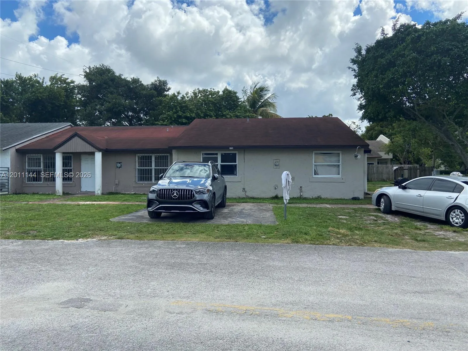 3956 NW 182nd Ln, Miami Gardens FL 33055