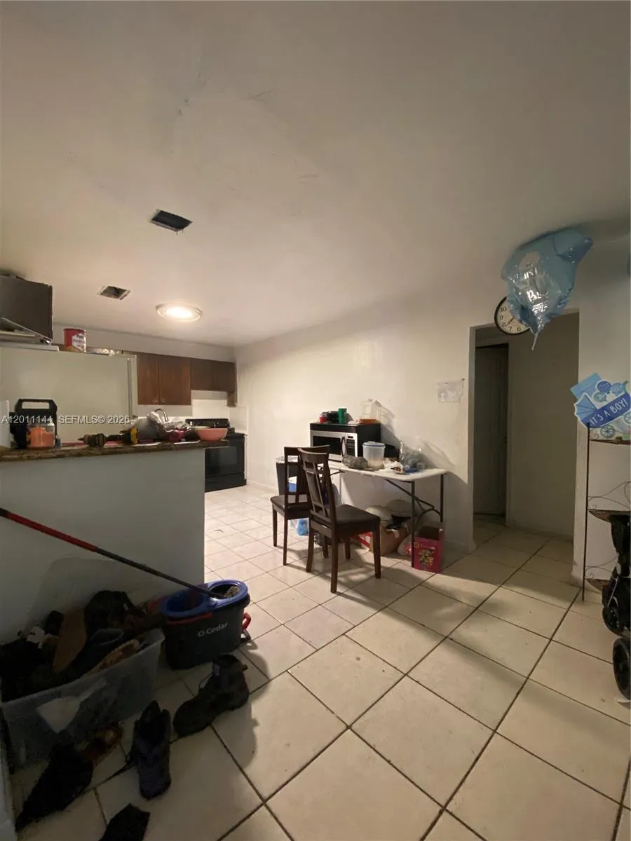 3956 NW 182nd Ln, Miami Gardens FL 33055