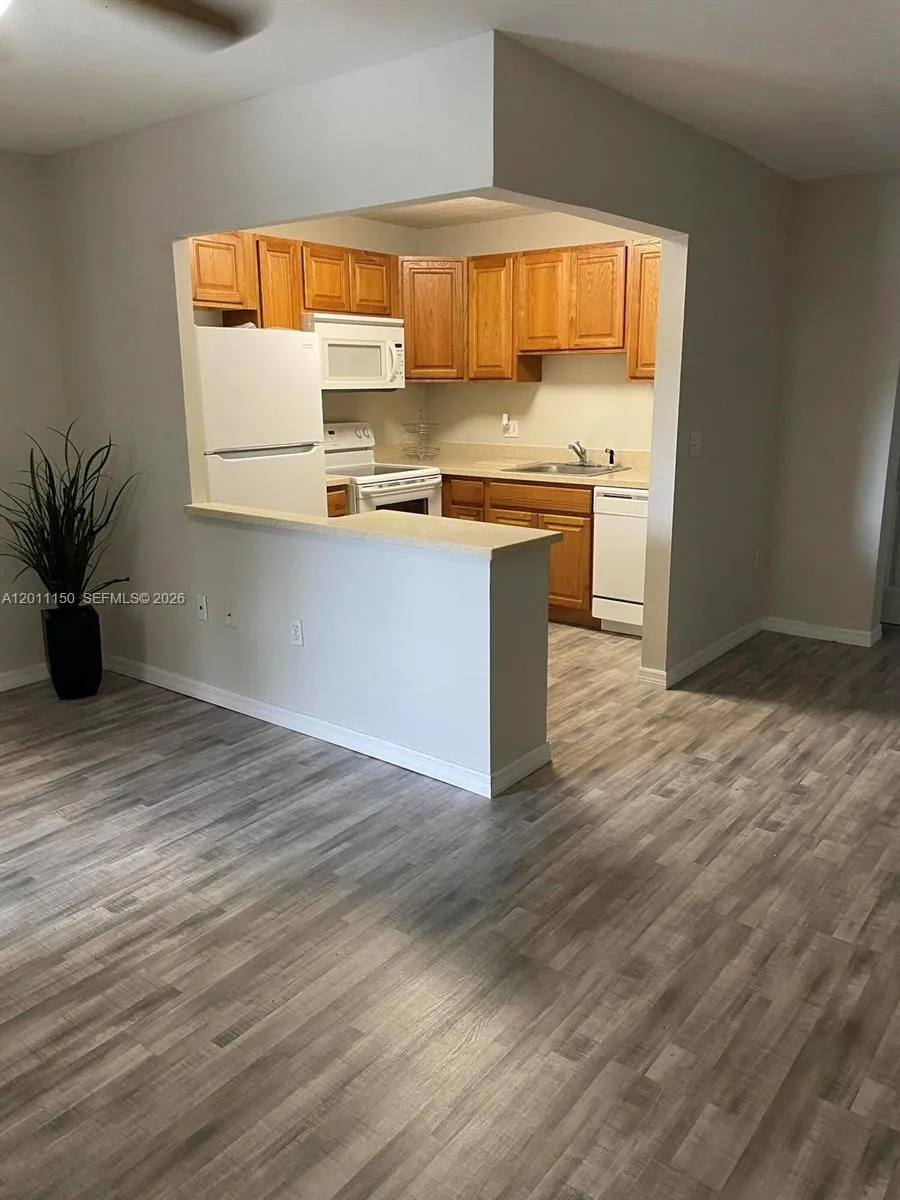 2878 Donnelly Dr # 205, Lake Worth FL 33462