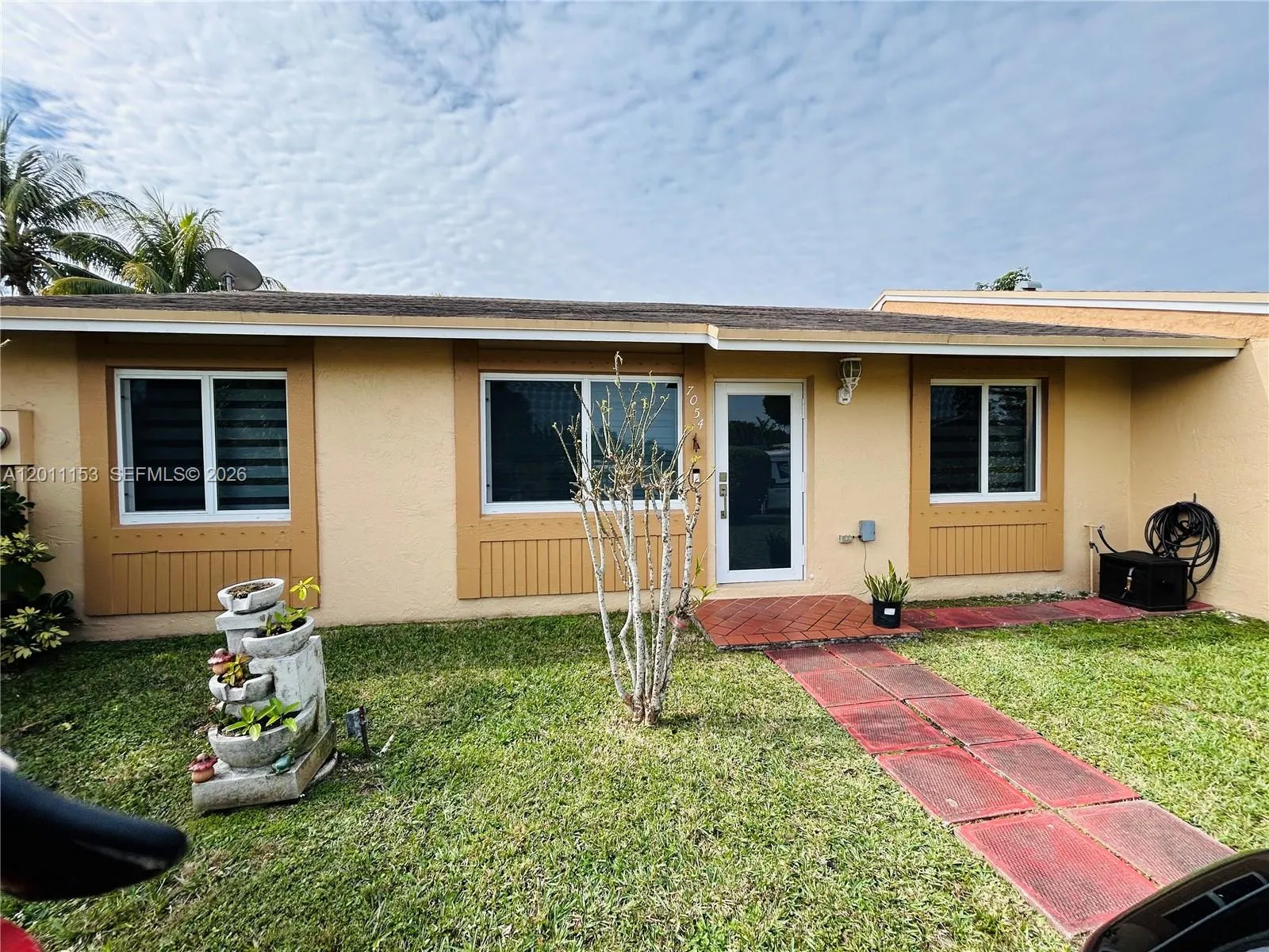 7054 SW 152nd Ct, Miami FL 33193