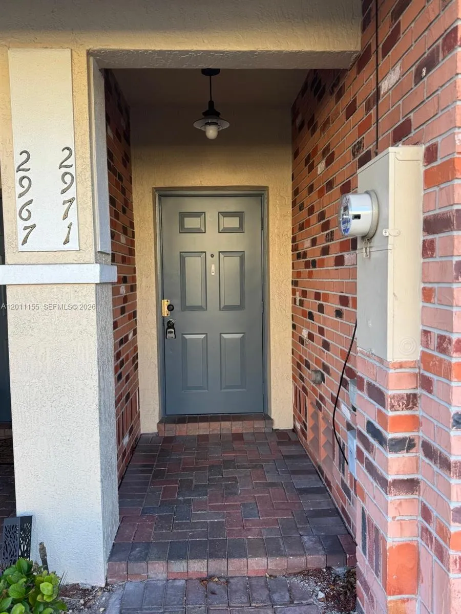 2971 NW 33rd Way, Lauderdale Lakes FL 33311