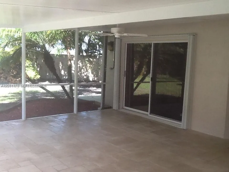 24 Gables Blvd # 0, Weston FL 33326