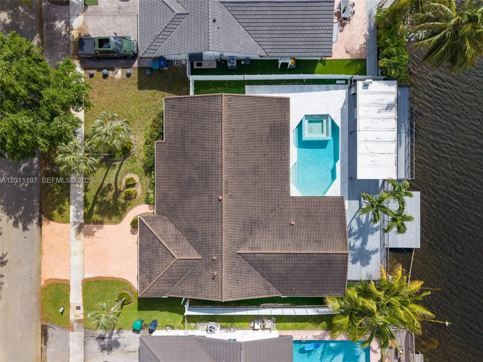 7410 Loch Ness Dr, Miami Lakes FL 33014