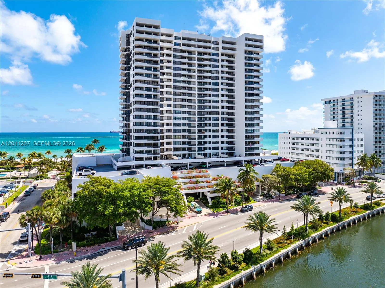 2555 Collins Ave # 2014, Miami Beach FL 33140