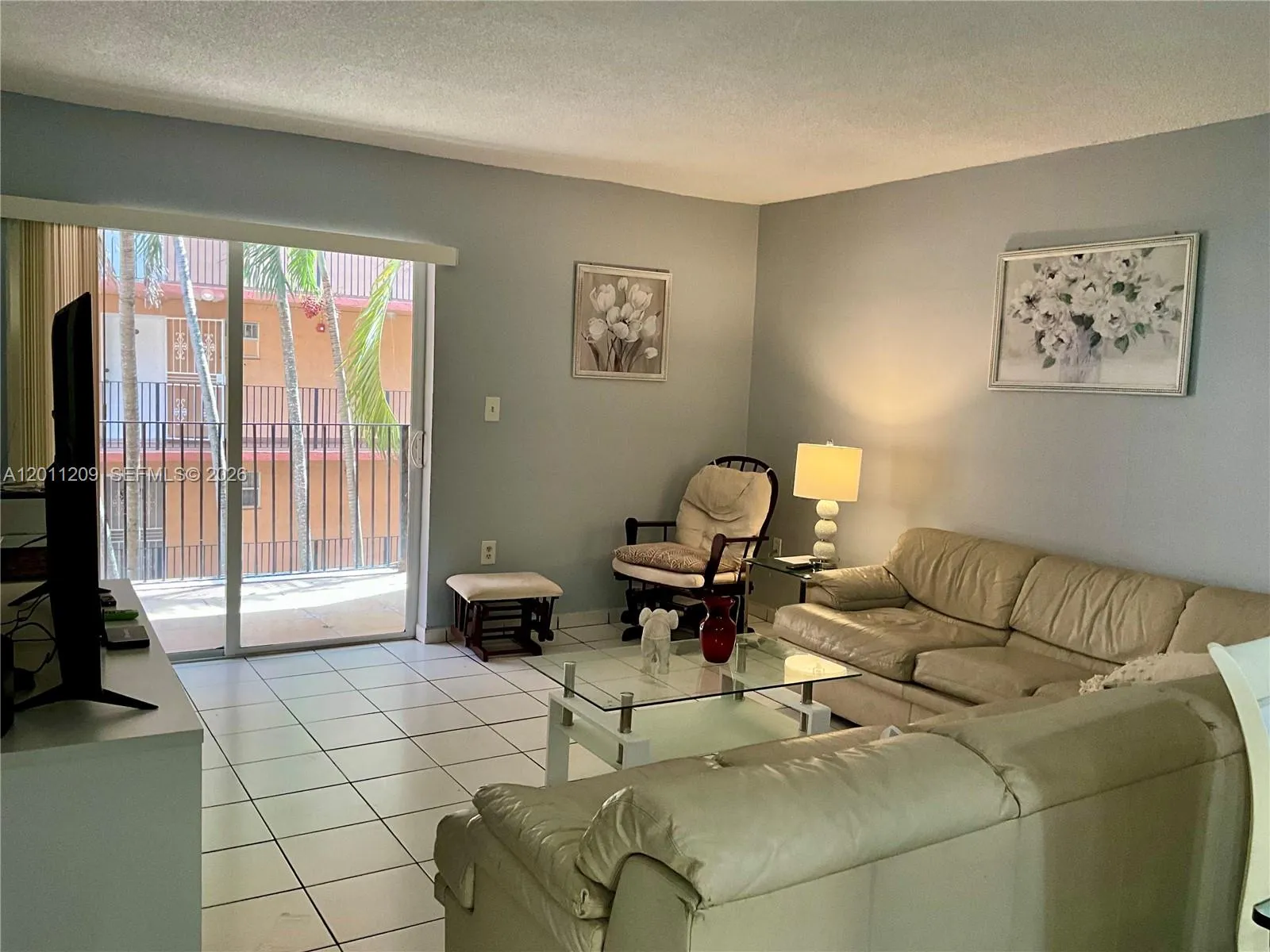 1910 W 56th St # 3226, Hialeah FL 33012