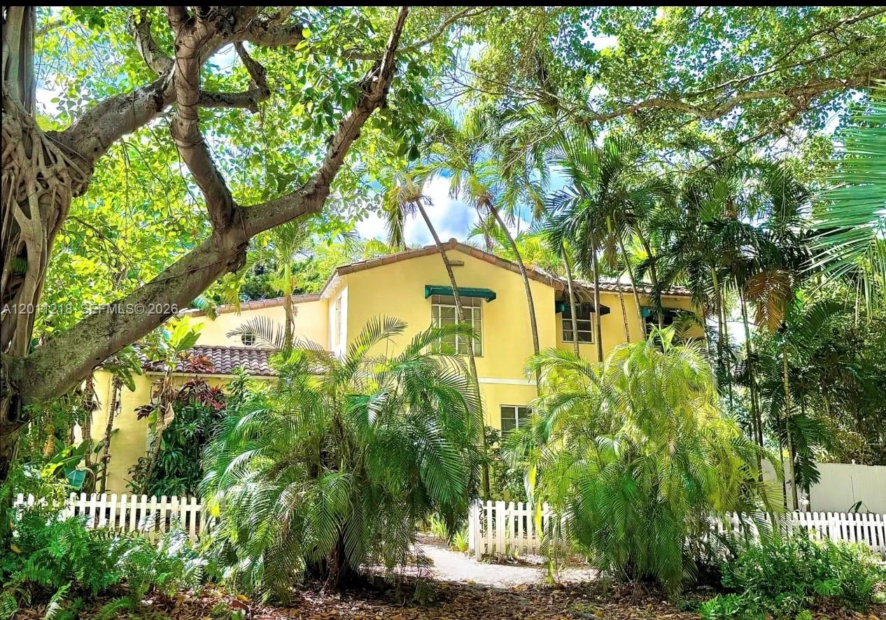 2 bedroom 2 bath for sale at 3644 SW 3rd Ave, Miami FL 33145